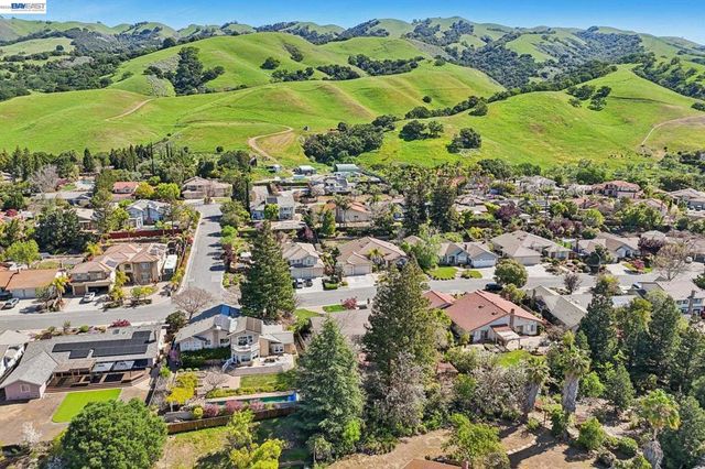 3388 Royal Meadow Ln, San Jose, CA 95135