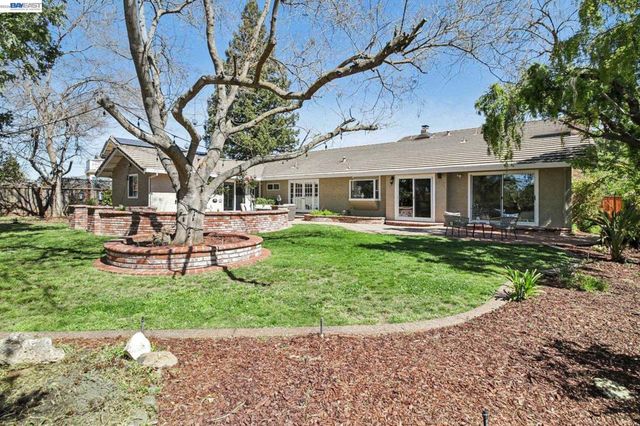 3388 Royal Meadow Ln, San Jose, CA 95135