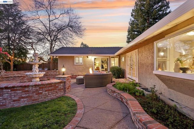 3388 Royal Meadow Ln, San Jose, CA 95135