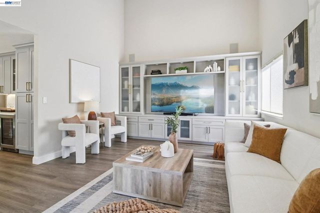 3388 Royal Meadow Ln, San Jose, CA 95135