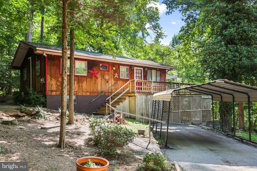 13 DOGWOOD TRL, Fairfield, PA 17320