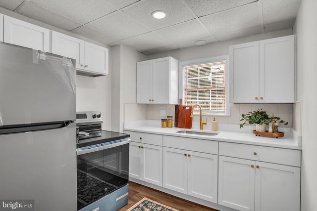 138 W CHURCH AVE, Carlisle, PA 17013