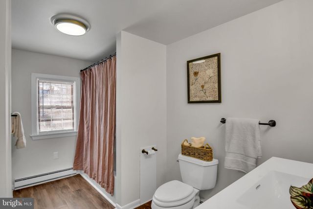 138 W CHURCH AVE, Carlisle, PA 17013