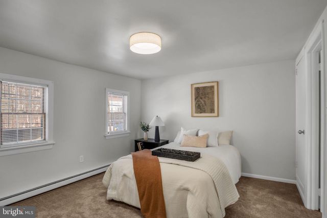 138 W CHURCH AVE, Carlisle, PA 17013