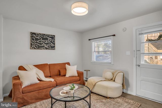 138 W CHURCH AVE, Carlisle, PA 17013