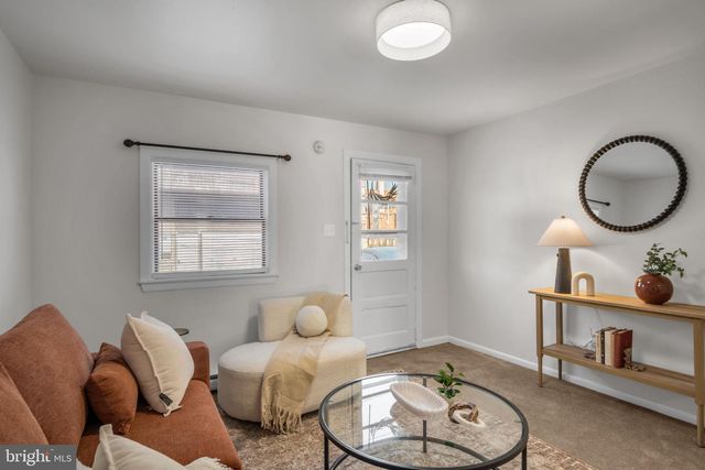 138 W CHURCH AVE, Carlisle, PA 17013