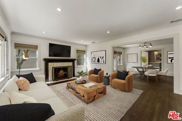 1919 N Catalina Street, Los Angeles, CA 90027