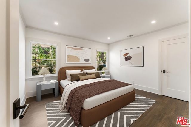 1919 N Catalina Street, Los Angeles, CA 90027