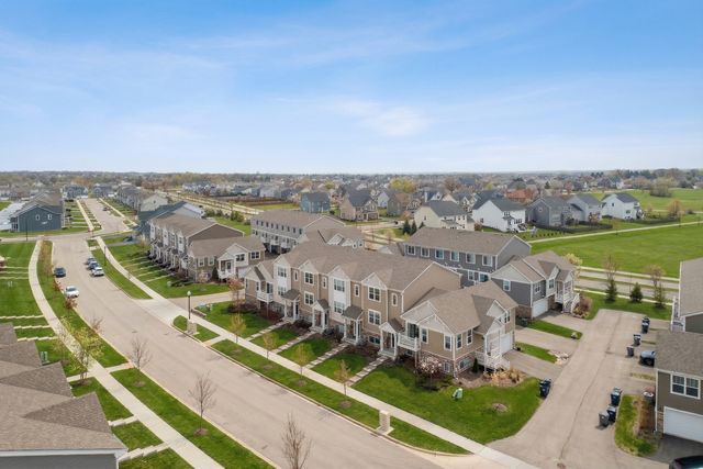 3831 Currant Lane, Elgin, IL 60124