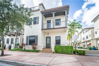 8478 NW 52nd St 8478, Doral, FL 33166