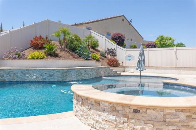 29821 Harness, Menifee, CA 92584