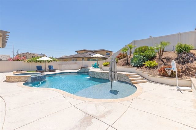 29821 Harness, Menifee, CA 92584