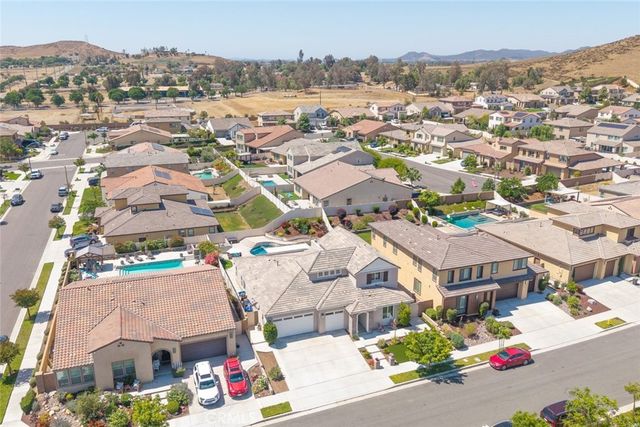 29821 Harness, Menifee, CA 92584