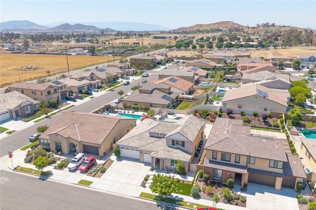 29821 Harness, Menifee, CA 92584