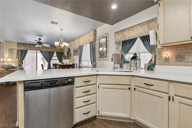2429 Twin Flower Circle, Las Vegas, NV 89134