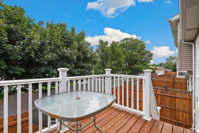 6829 Winston Drive, Tinley Park, IL 60477