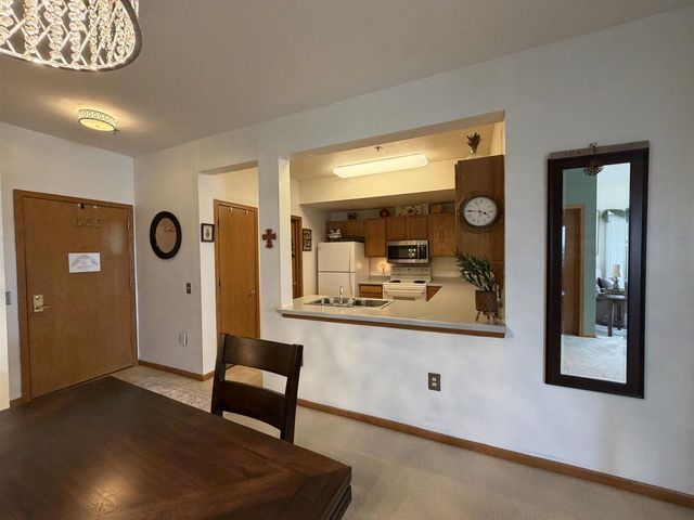 301 Harbour Town Drive, Madison, WI 53717
