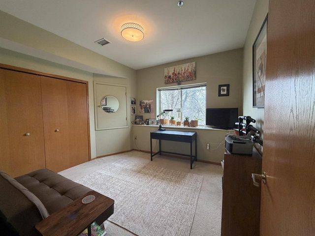 301 Harbour Town Drive, Madison, WI 53717