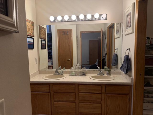301 Harbour Town Drive, Madison, WI 53717