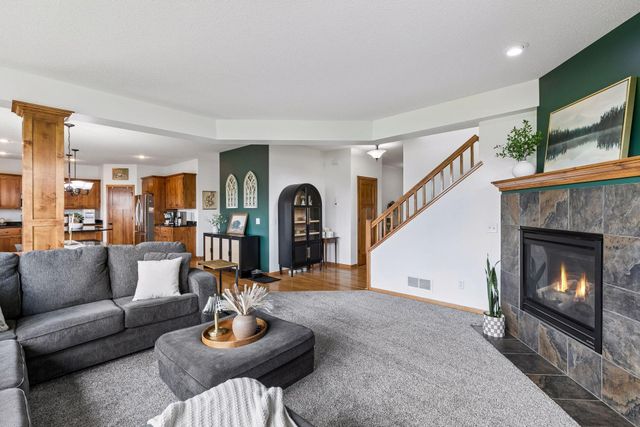 19280 Claremont Drive, Farmington, MN 55024