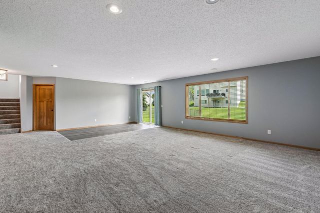 19280 Claremont Drive, Farmington, MN 55024