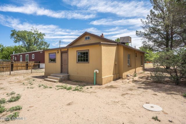 3135 Dona Ana Road, Las Cruces, NM 88007