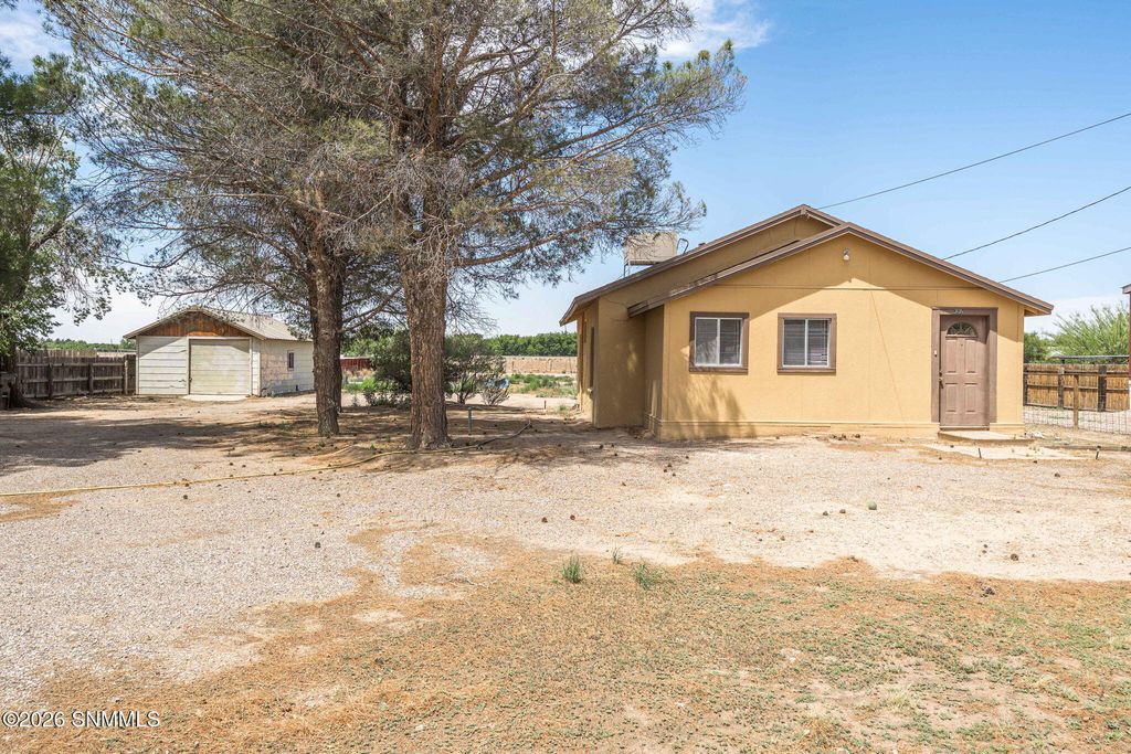 3135 Dona Ana Road, Las Cruces, NM 88007