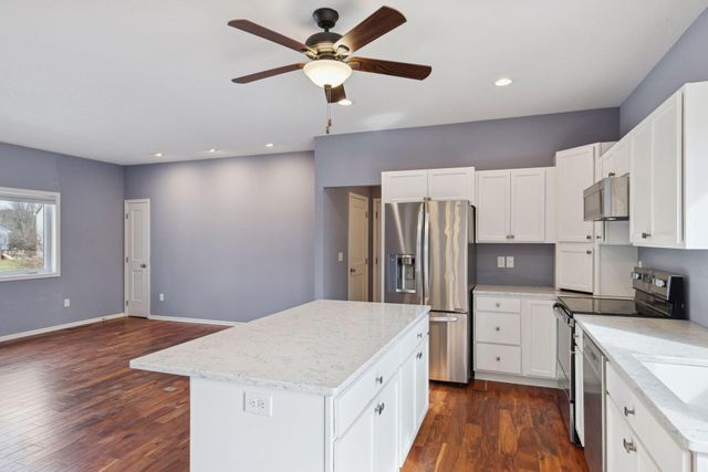 153 Elm Drive W, Carver, MN 55315