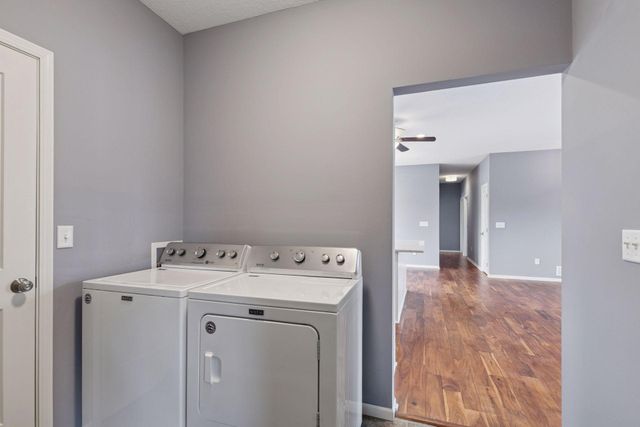 153 Elm Drive W, Carver, MN 55315