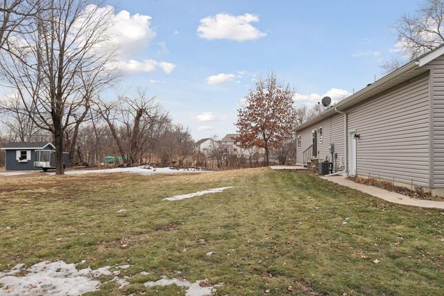 153 Elm Drive W, Carver, MN 55315