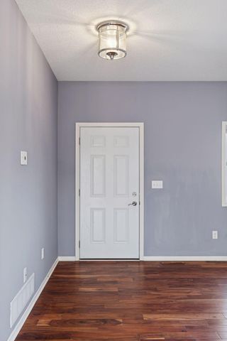 153 Elm Drive W, Carver, MN 55315