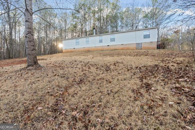 573 Old Yorkville Road, Dallas, GA 30157