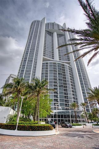18201 Collins Ave 1701, Sunny Isles Beach, FL 33160