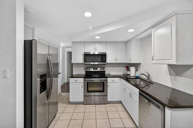 3214 HUNTINGTON ROAD, Holiday, FL 34691