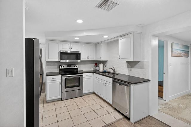 3214 HUNTINGTON ROAD, Holiday, FL 34691