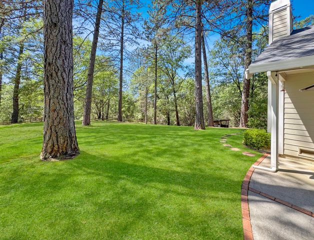 1795 Volley Rd, Meadow Vista, CA 95722