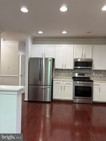 1914 MEADOWGATE CT, Baltimore, MD 21244