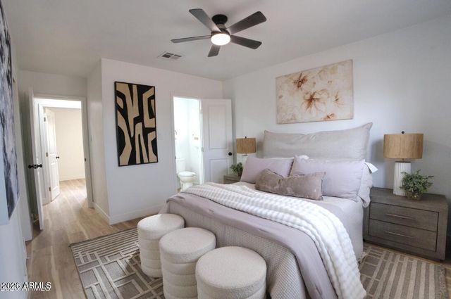 4437 E ALMERIA Road, Phoenix, AZ 85008