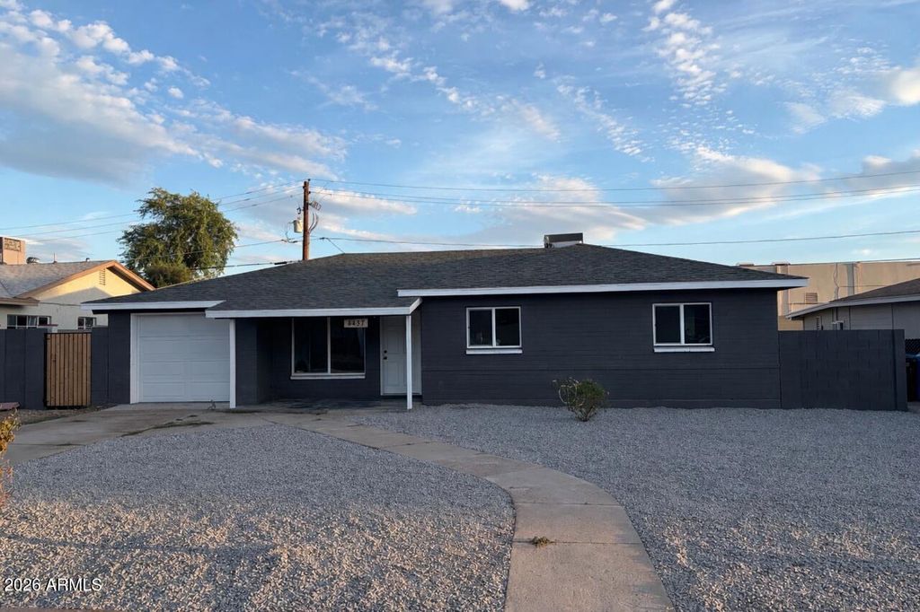 4437 E ALMERIA Road, Phoenix, AZ 85008