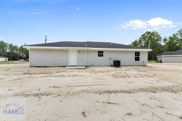 110 Pine Ridge Road, Jesup, GA 31545