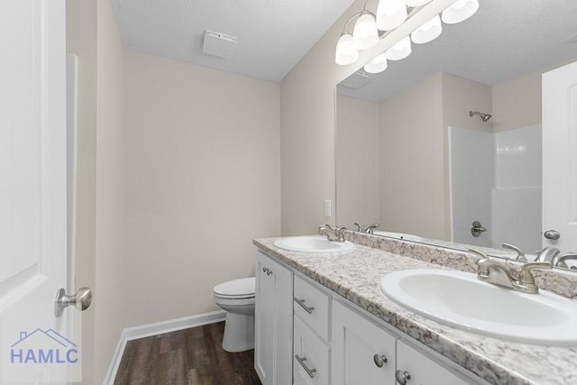 110 Pine Ridge Road, Jesup, GA 31545