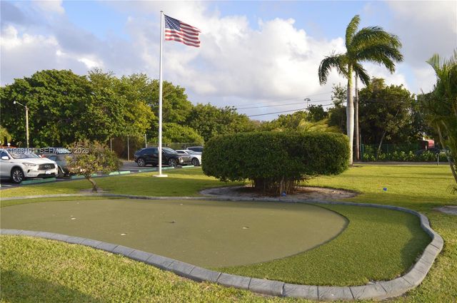 1511 SE 15th Court 403, Deerfield Beach, FL 33441