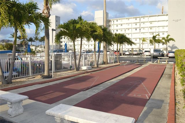 1511 SE 15th Court 403, Deerfield Beach, FL 33441