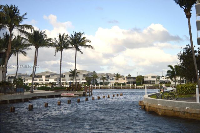 1511 SE 15th Court 403, Deerfield Beach, FL 33441
