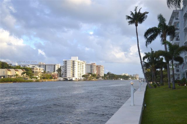 1511 SE 15th Court 403, Deerfield Beach, FL 33441