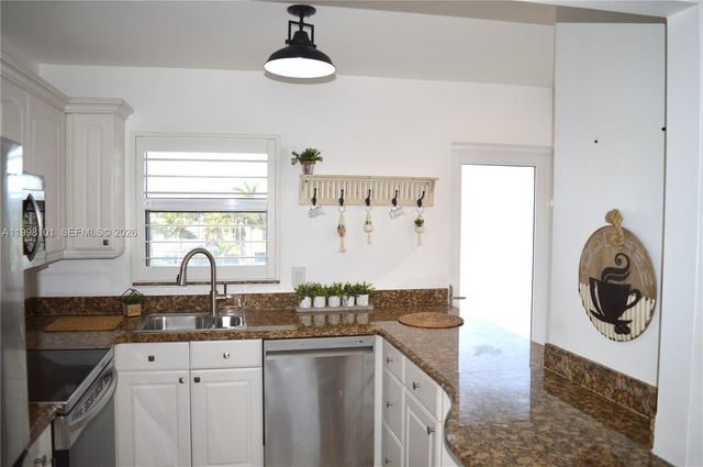 1511 SE 15th Court 403, Deerfield Beach, FL 33441