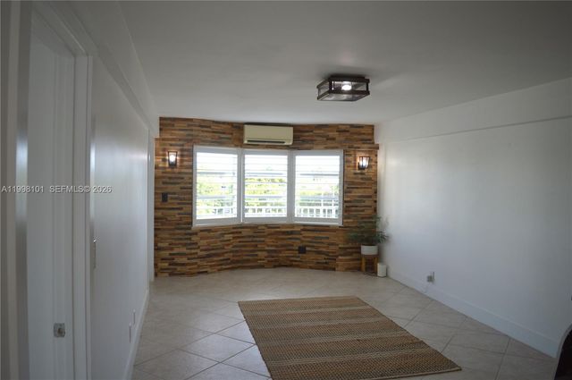 1511 SE 15th Court 403, Deerfield Beach, FL 33441
