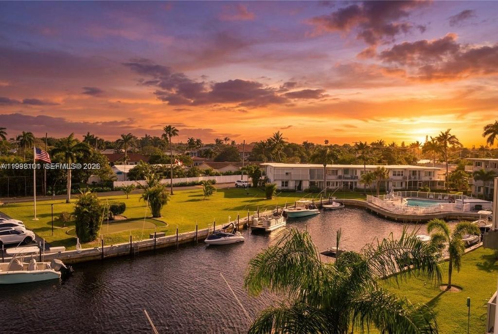 1511 SE 15th Court 403, Deerfield Beach, FL 33441
