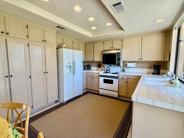 347 Villena Way, Palm Desert, CA 92260