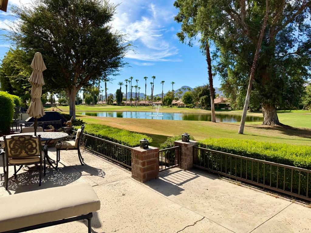 347 Villena Way, Palm Desert, CA 92260